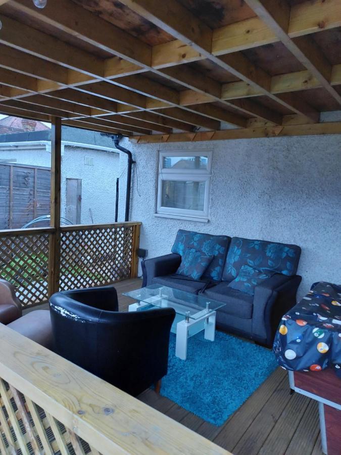 Heathrow-Windsor Guest House Slough Ngoại thất bức ảnh