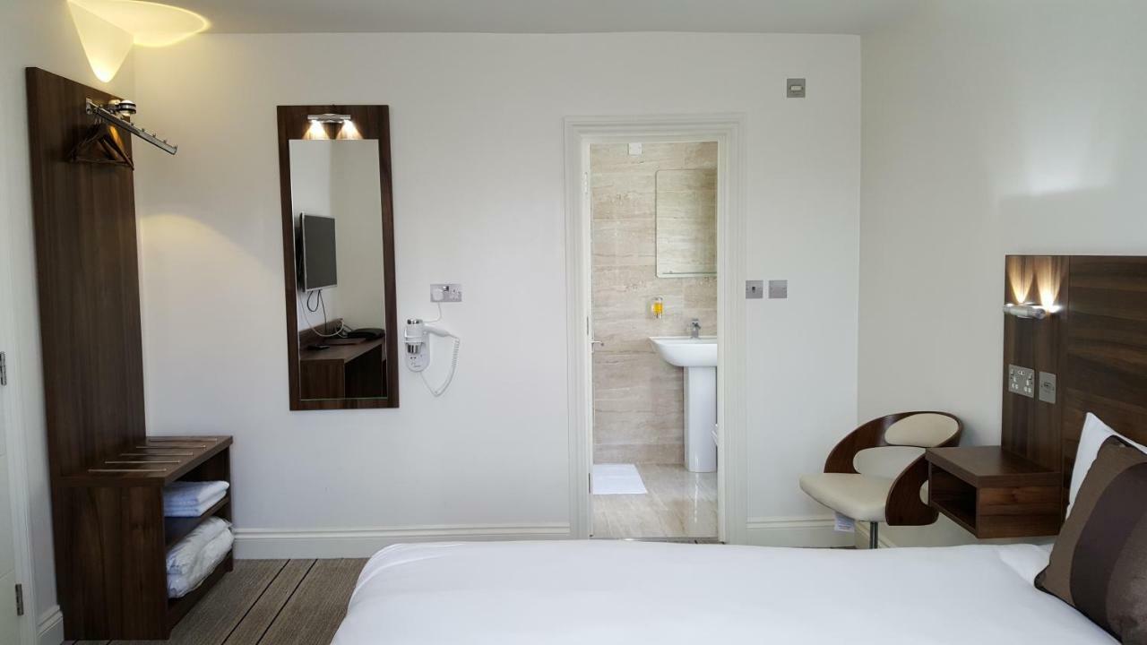 Heathrow-Windsor Guest House Slough Ngoại thất bức ảnh