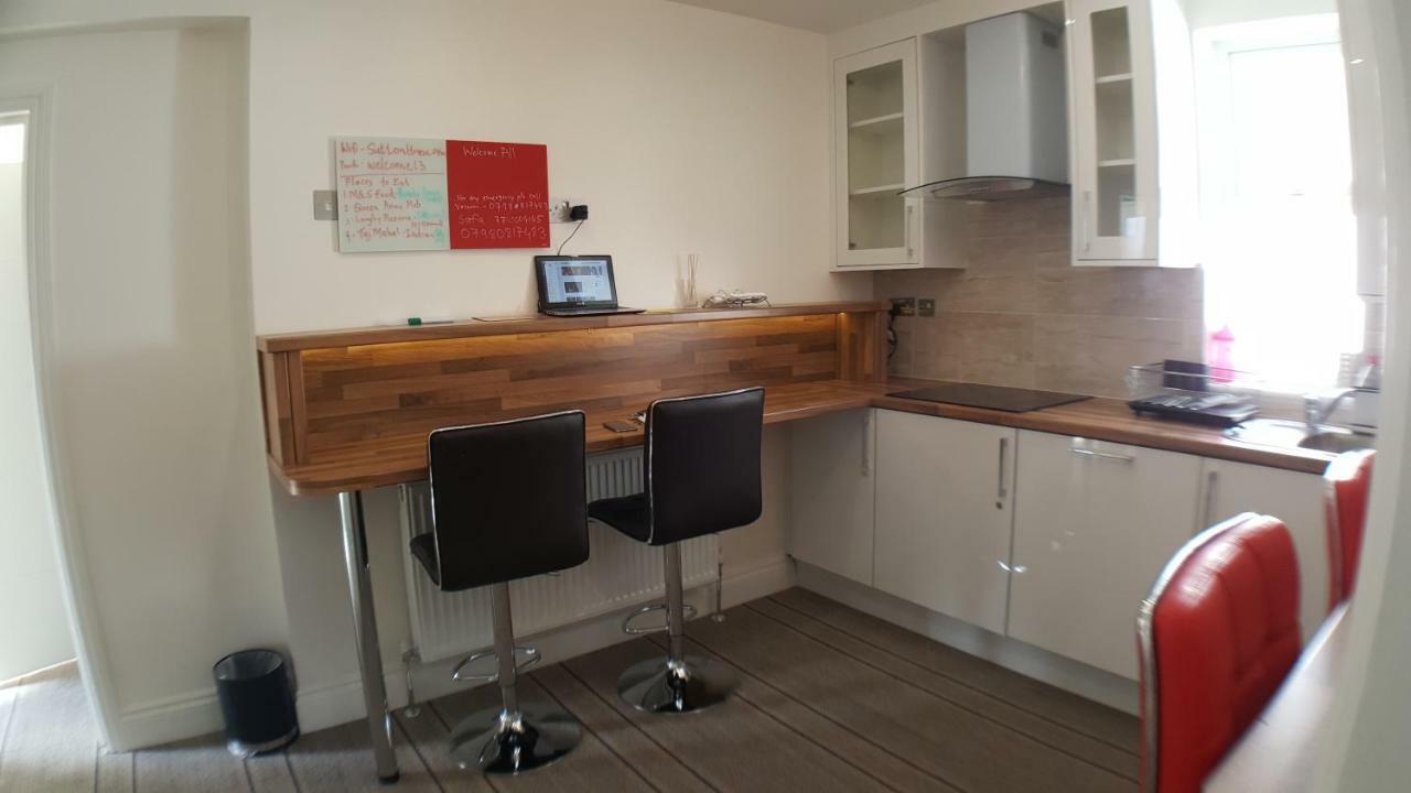 Heathrow-Windsor Guest House Slough Ngoại thất bức ảnh