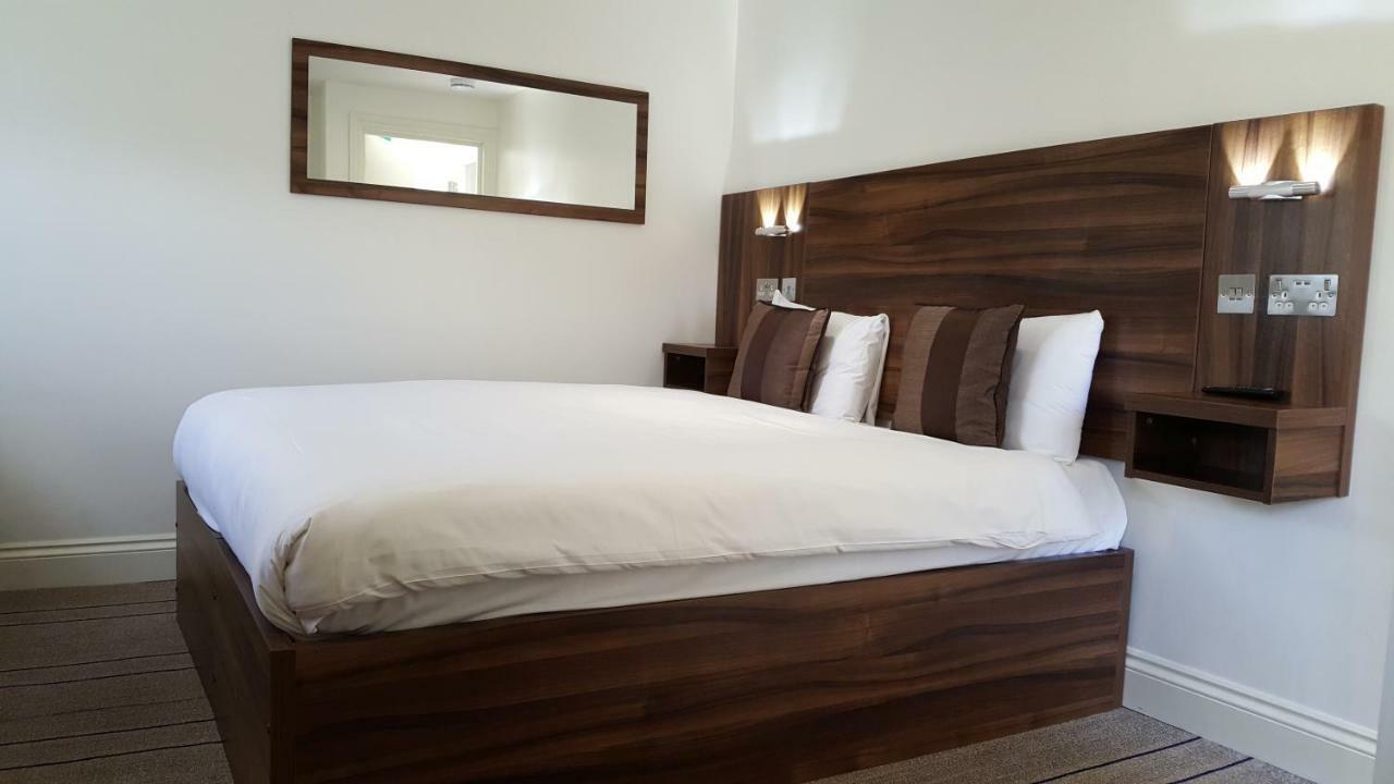 Heathrow-Windsor Guest House Slough Ngoại thất bức ảnh