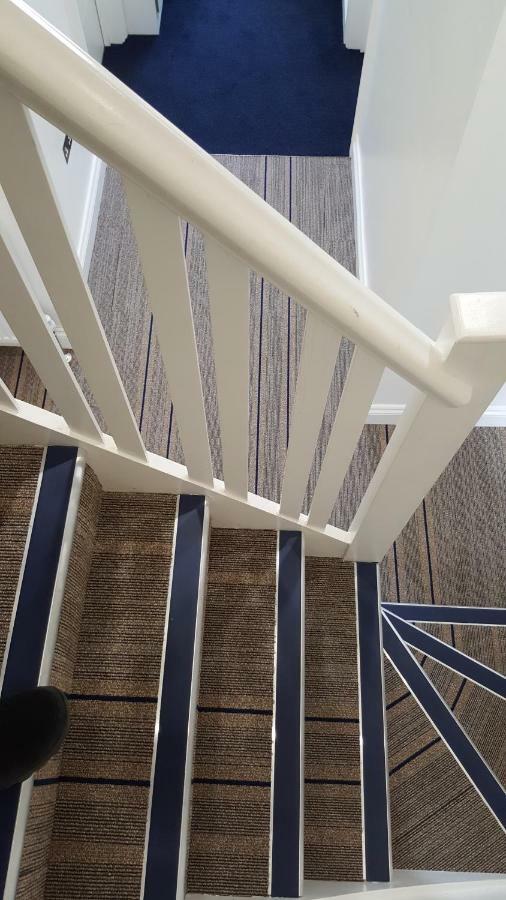 Heathrow-Windsor Guest House Slough Ngoại thất bức ảnh
