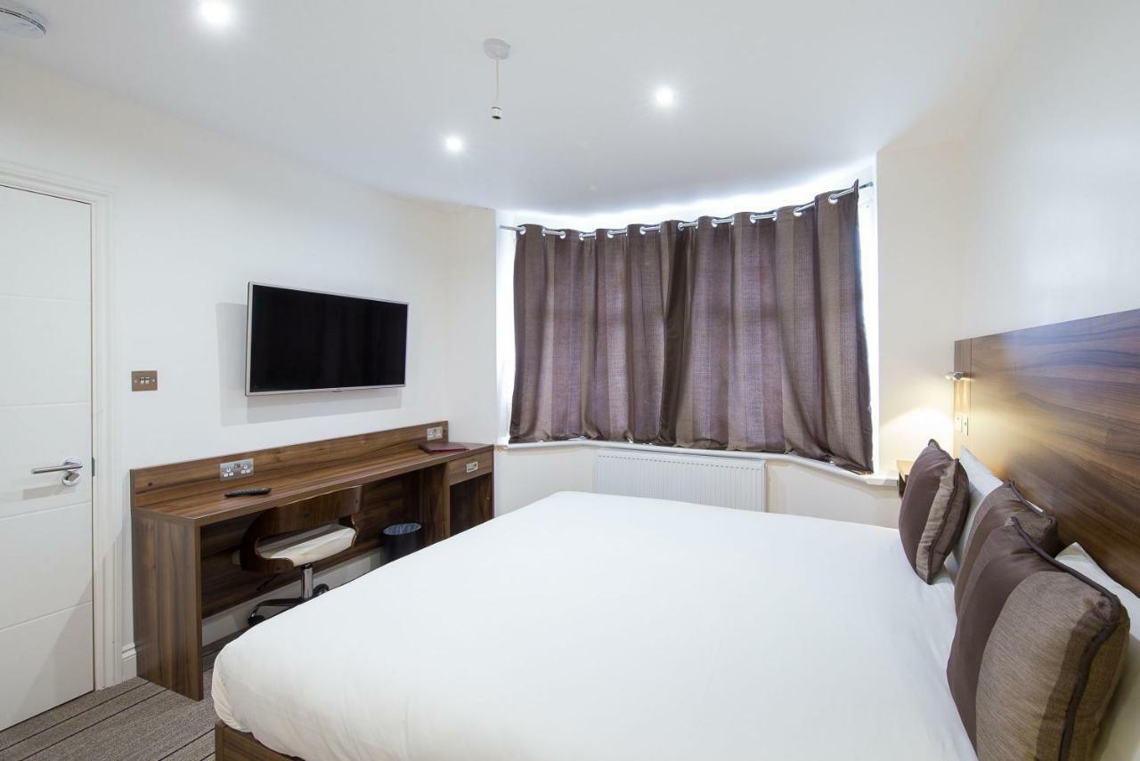 Heathrow-Windsor Guest House Slough Ngoại thất bức ảnh