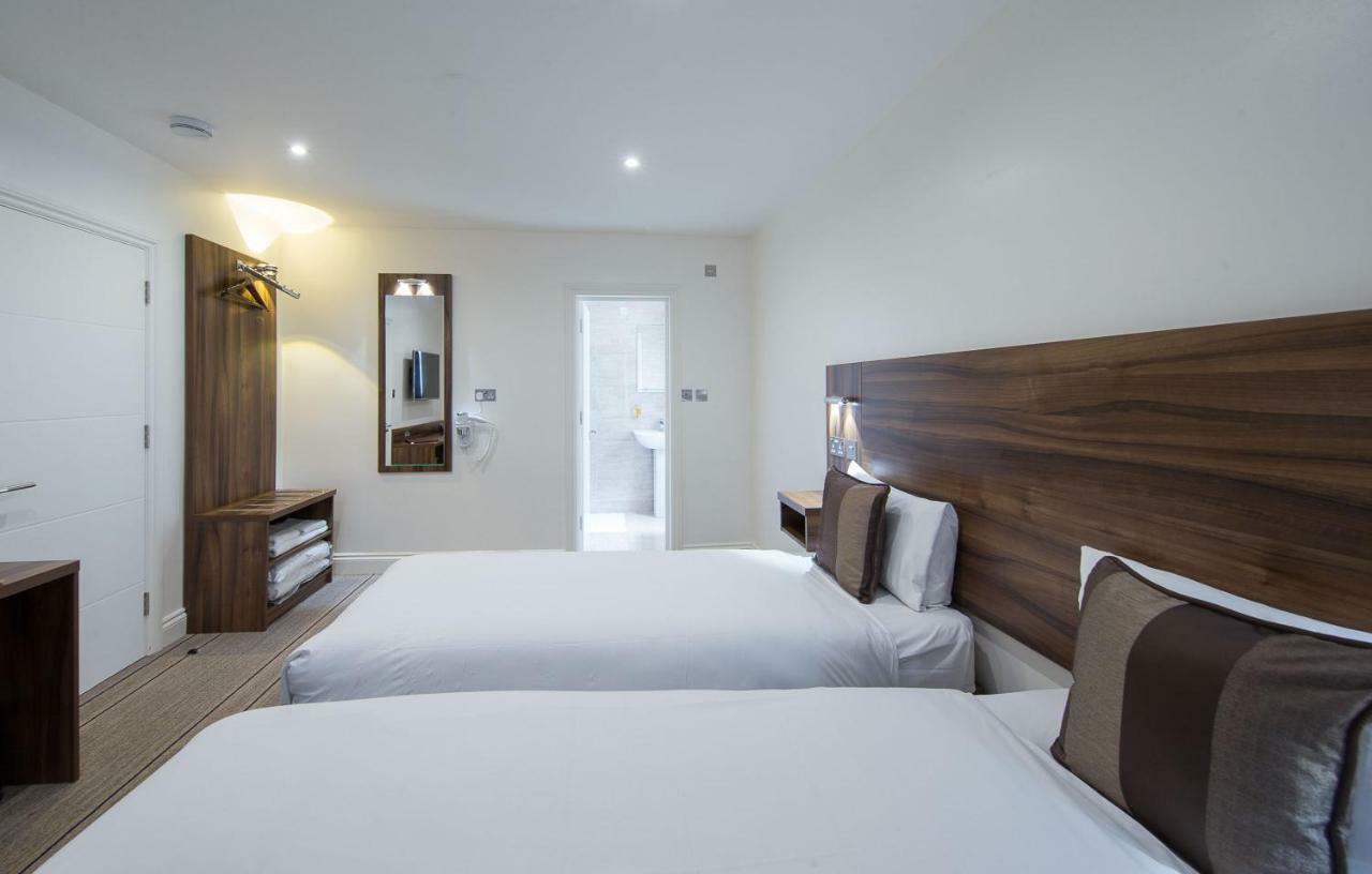 Heathrow-Windsor Guest House Slough Ngoại thất bức ảnh