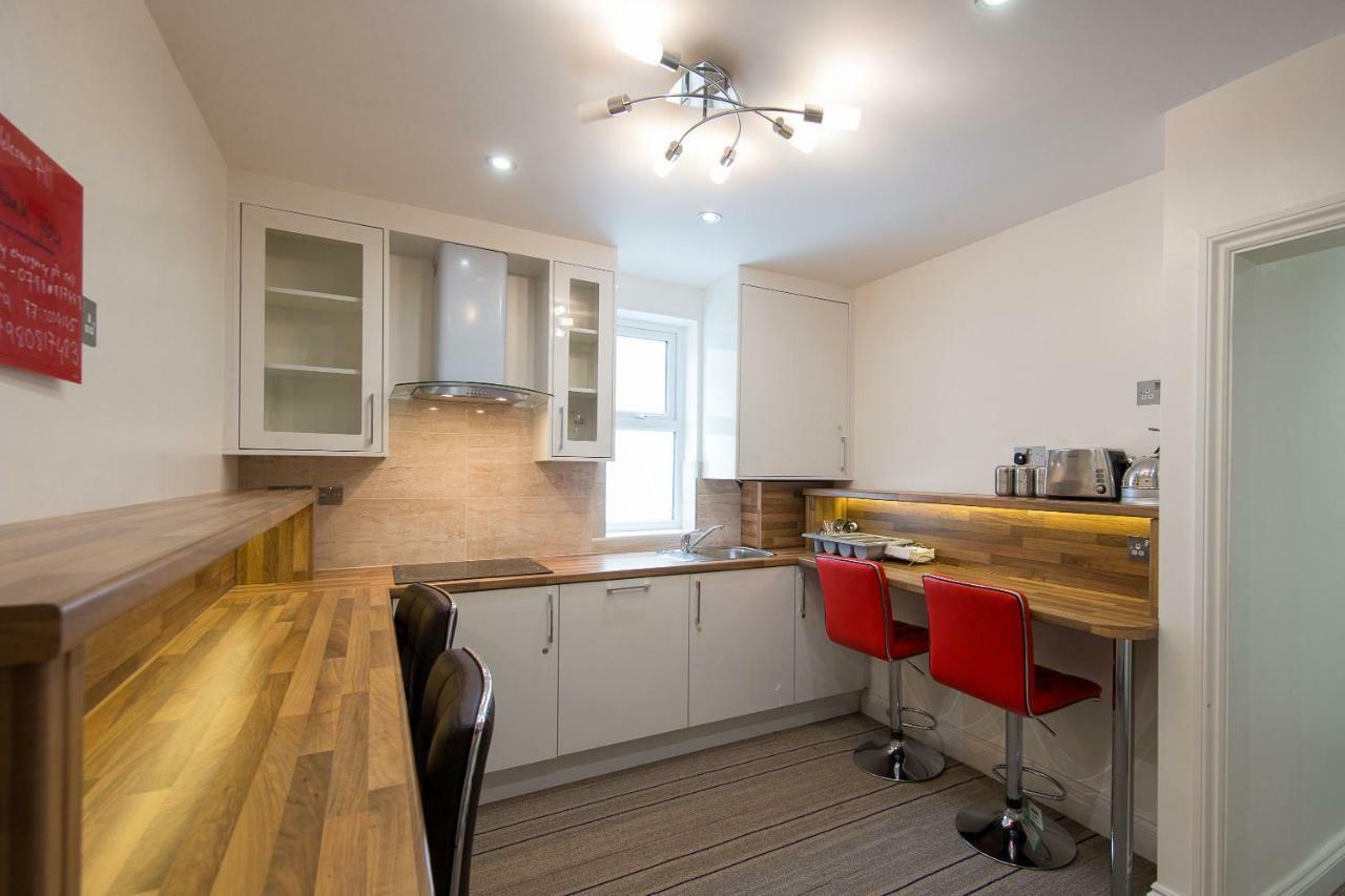 Heathrow-Windsor Guest House Slough Ngoại thất bức ảnh
