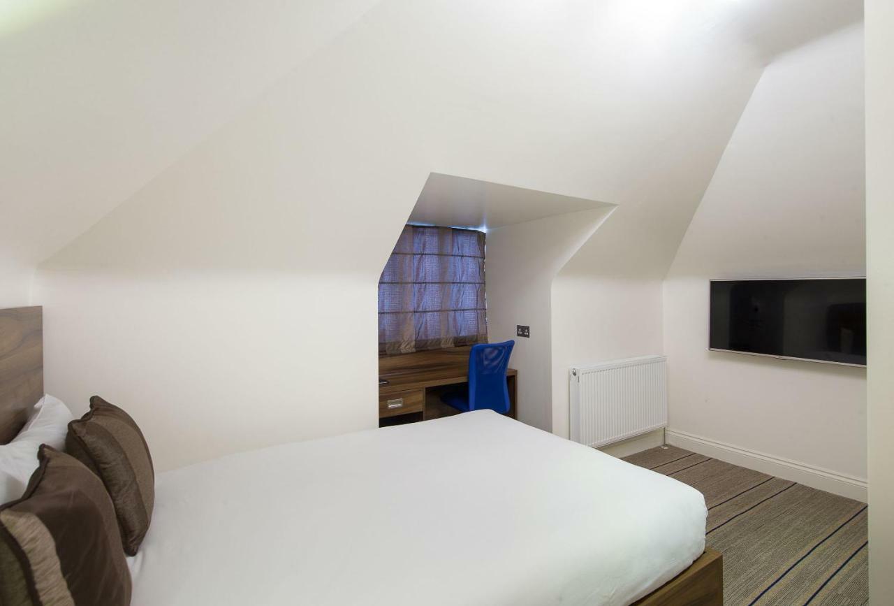 Heathrow-Windsor Guest House Slough Ngoại thất bức ảnh