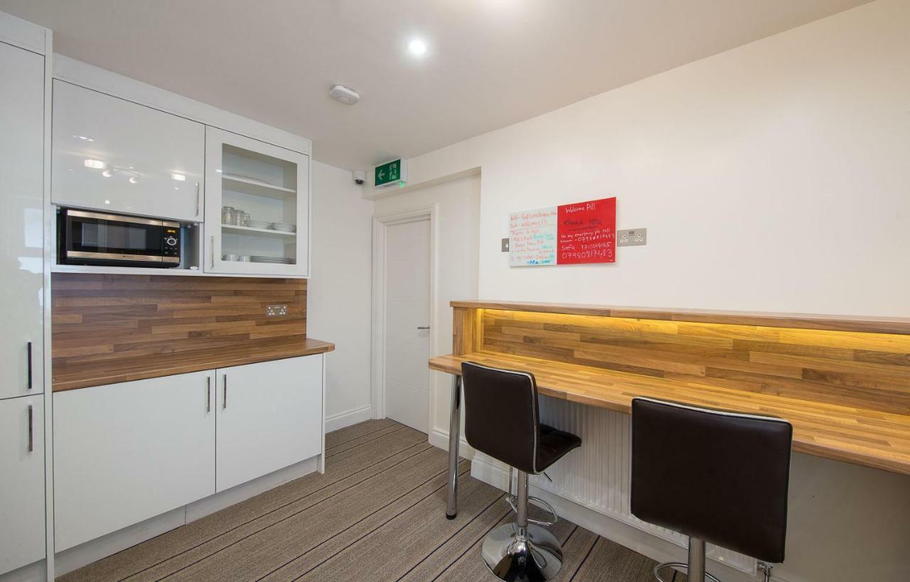 Heathrow-Windsor Guest House Slough Ngoại thất bức ảnh