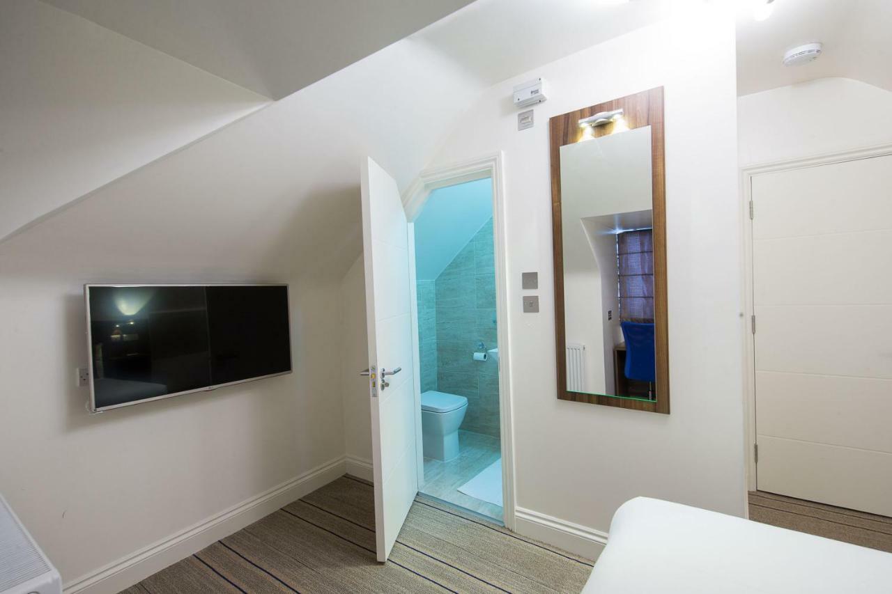 Heathrow-Windsor Guest House Slough Ngoại thất bức ảnh